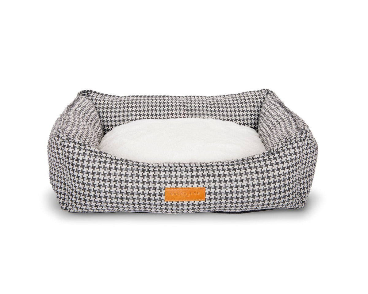 The Kensington Houndstooth Bolster Dog Bed – product image 7