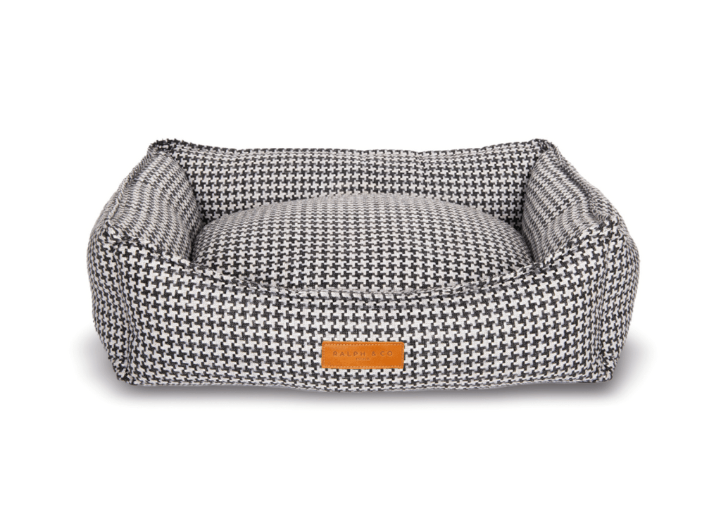 The Kensington houndstooth bolster dog bed